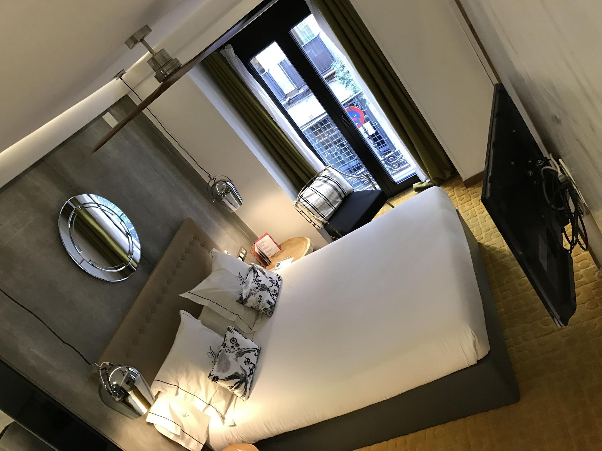 Abalu Design Boutique Hotel Gran Via Madrid Exterior foto